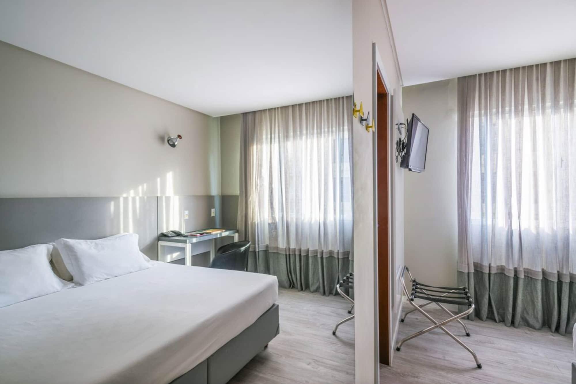 Hotel Melo Balneário Camboriú Esterno foto