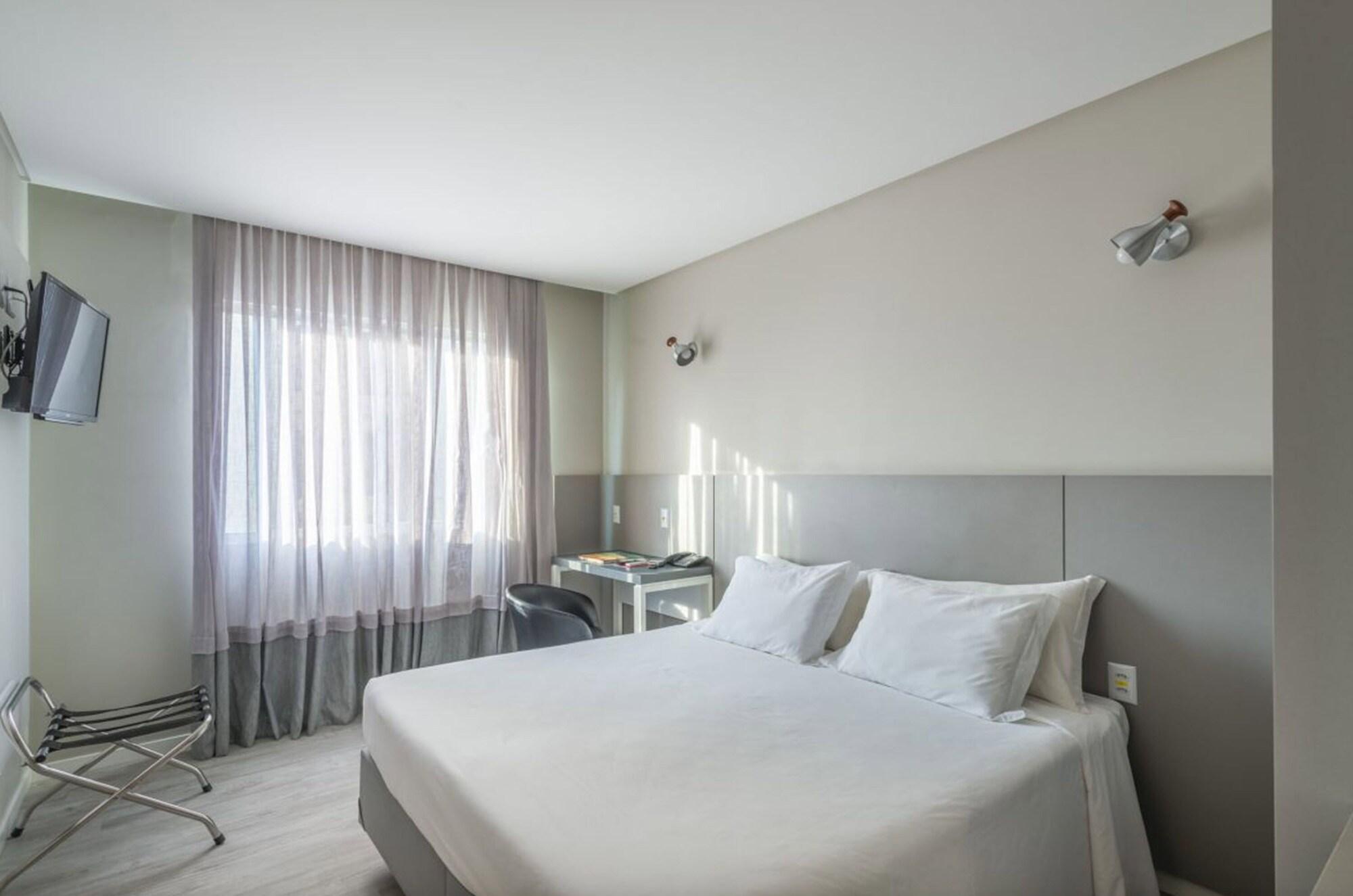 Hotel Melo Balneário Camboriú Esterno foto